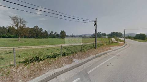 Terreno de 59.000m2 para construção à BIAL
