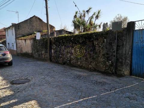 Terreno em Grijó com Projeto Aprovado