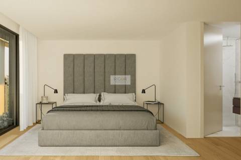 Apartamento T4 com terraço em construção à marina da Afurada