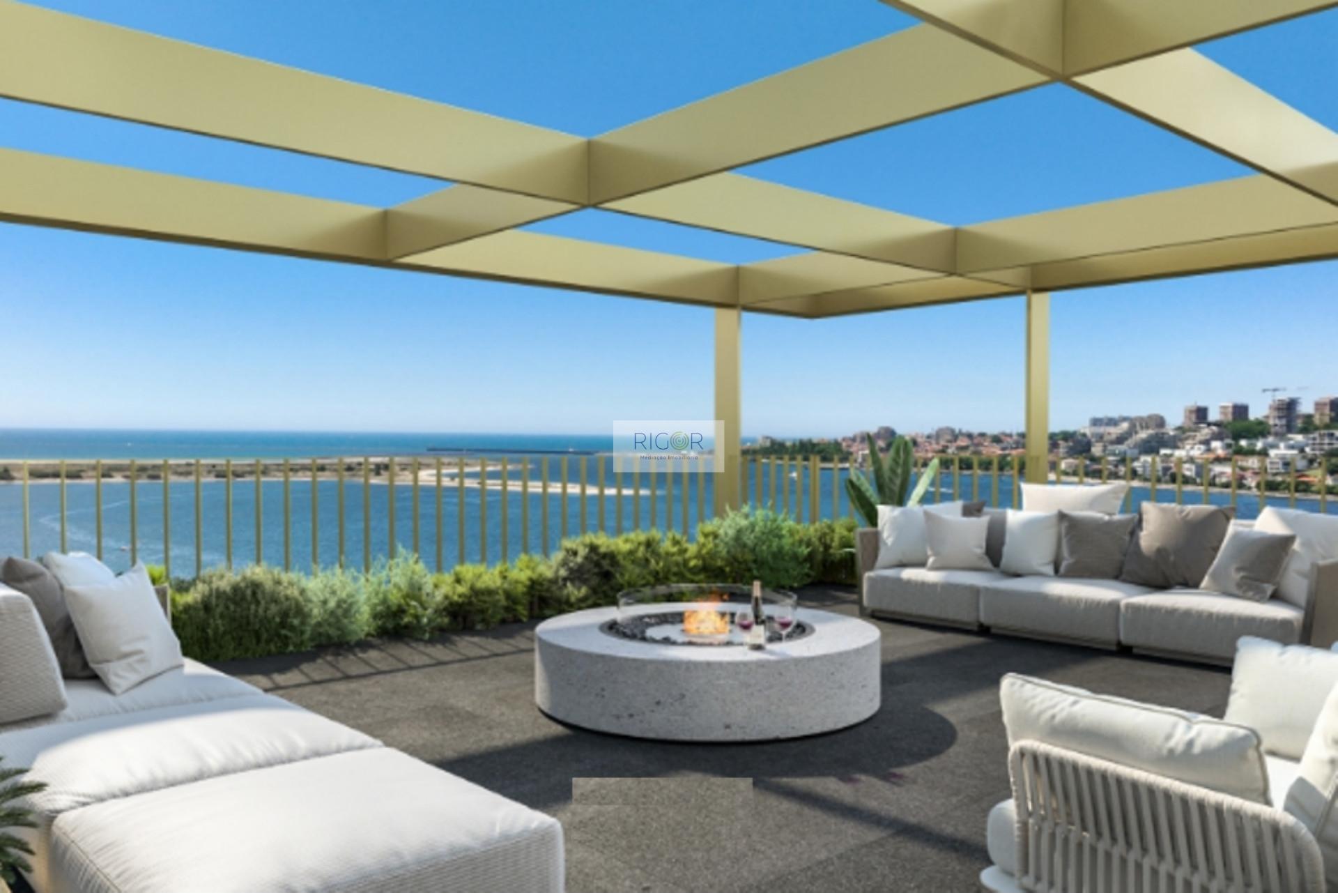 Apartamento T3 com terraço em construção