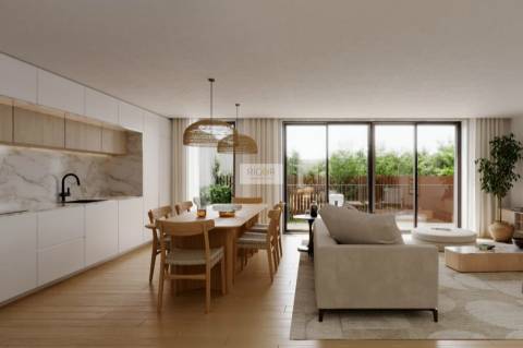 Apartamento T3 em fase de construção com 3 lugares de garagem Paranhos.