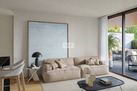 Apartamento T3 com varanda em construção