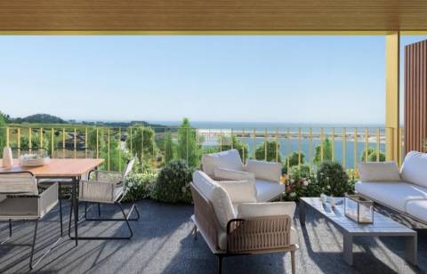 Apartamento T4 com terraço no último piso em construção