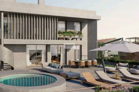 Apartamento T3 com varanda de 29m2 em construção à Boavista.