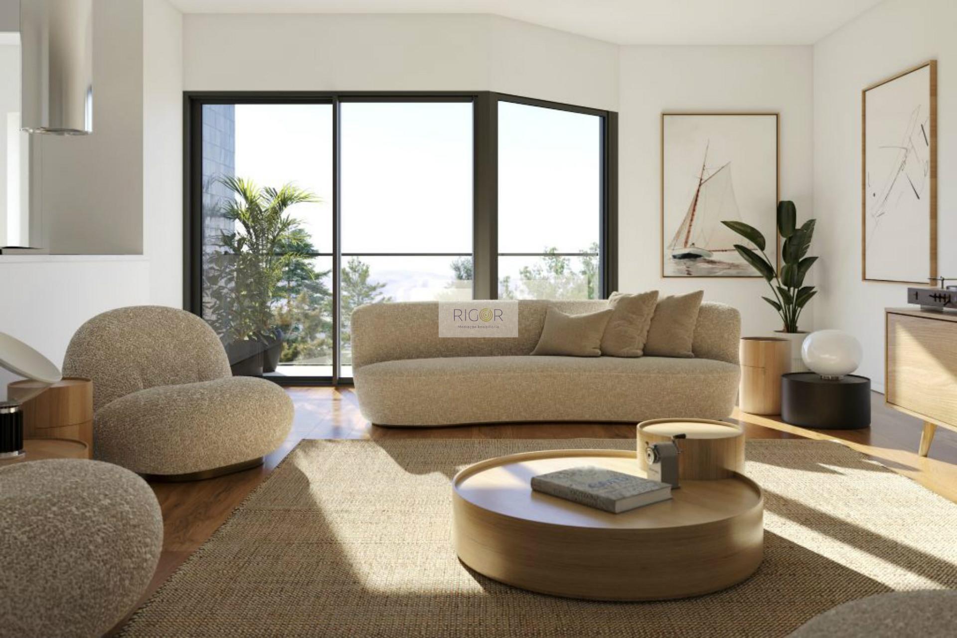 Apartamento T3 com varanda novo à Santa Rita