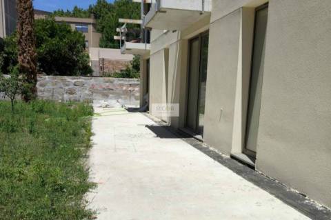 Apartamentos T1 com terraço em condomínio fechado entre a praia e o centro de Matosinhos