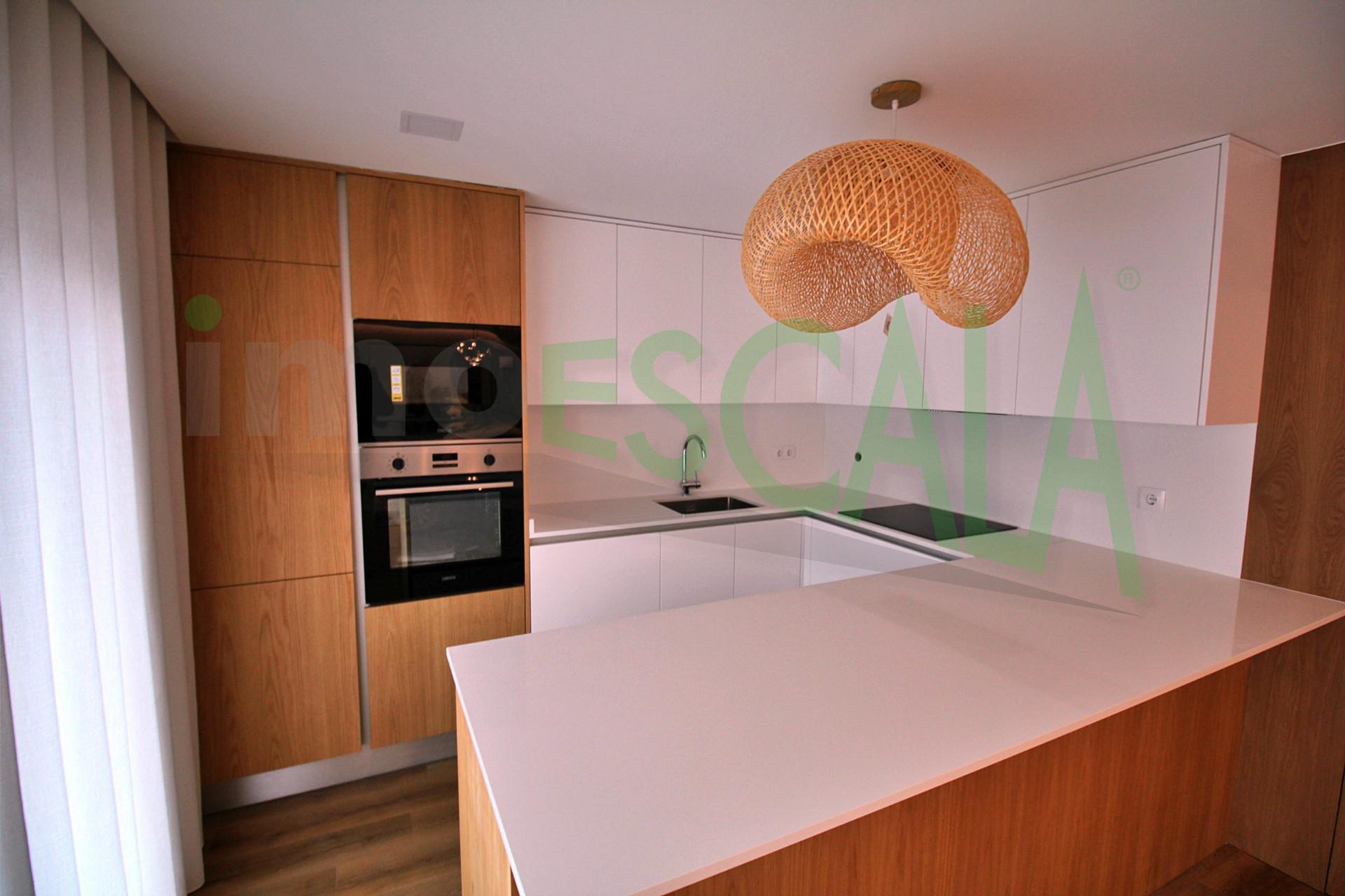 Apartamento T3 Venda em Santarém (Marvila), Santa Iria da Ribeira de Santarém, Santarém (São Salvador) e Santarém (São Nicolau),Santarém