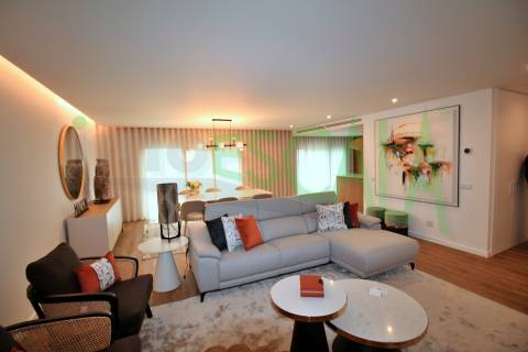 Apartamento T3 Venda em Santarém (Marvila), Santa Iria da Ribeira de Santarém, Santarém (São Salvador) e Santarém (São Nicolau),Santarém
