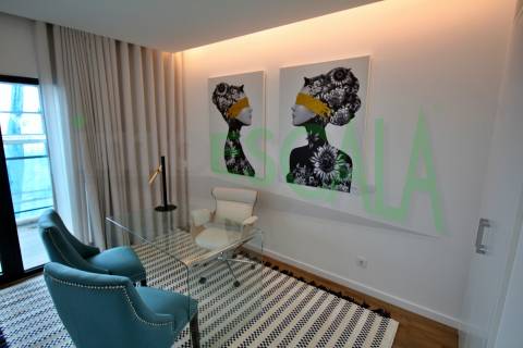 Apartamento T3 Venda em Santarém (Marvila), Santa Iria da Ribeira de Santarém, Santarém (São Salvador) e Santarém (São Nicolau),Santarém