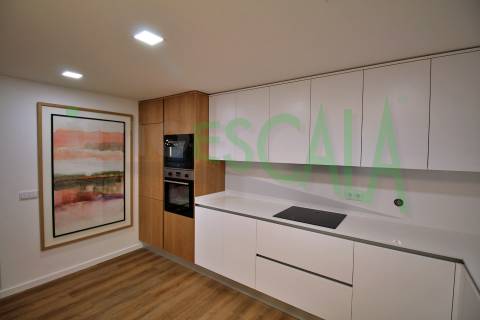 Apartamento T2 Venda em Santarém (Marvila), Santa Iria da Ribeira de Santarém, Santarém (São Salvador) e Santarém (São Nicolau),Santarém