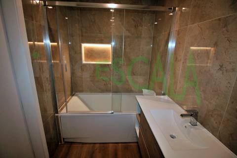 Apartamento T3+1 c/ Terraço