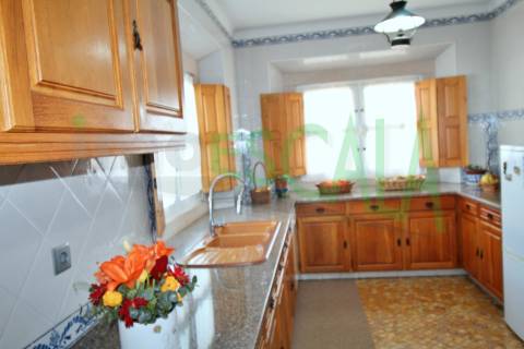 Moradia T4 de Luxo c/ Piscina no concelho de Almeirim