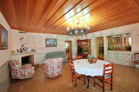 Moradia T4 de Luxo c/ Piscina no concelho de Almeirim