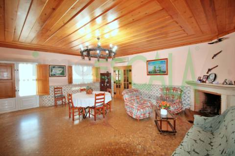 Moradia T4 de Luxo c/ Piscina no concelho de Almeirim