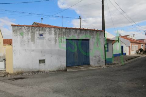 Moradia Centenária para Restaurar