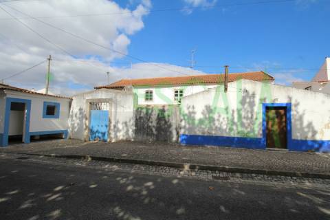 Moradia Centenária para Restaurar