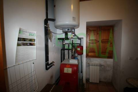 Moradia T5 com Piscina e Jardim