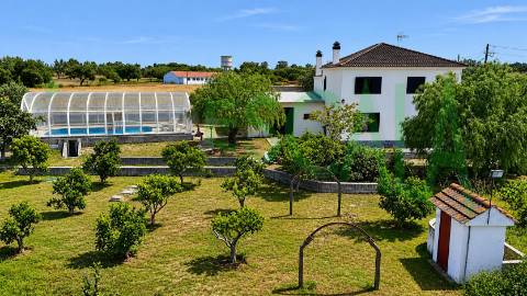 Moradia T4 c/piscina a 45min de Lisboa