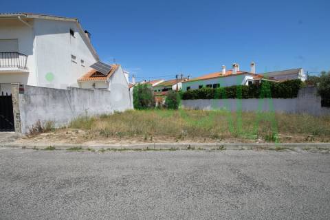 Terreno para construção de moradia no Cartaxo