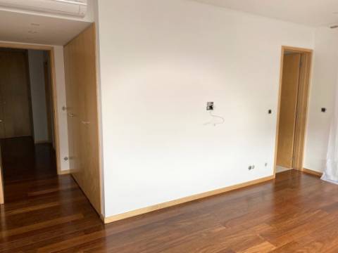 Apartamento T3 DUPLEX Venda em Glória e Vera Cruz,Aveiro