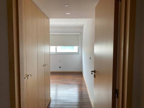 Apartamento T3 DUPLEX Venda em Glória e Vera Cruz,Aveiro