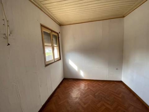 Moradia T3 Venda em Esgueira,Aveiro