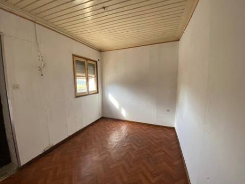Moradia T3 Venda em Esgueira,Aveiro