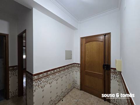 Apartamento T2 Arrendamento em Marrazes e Barosa,Leiria