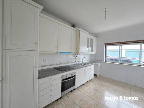 Apartamento T2 Arrendamento em Marrazes e Barosa,Leiria