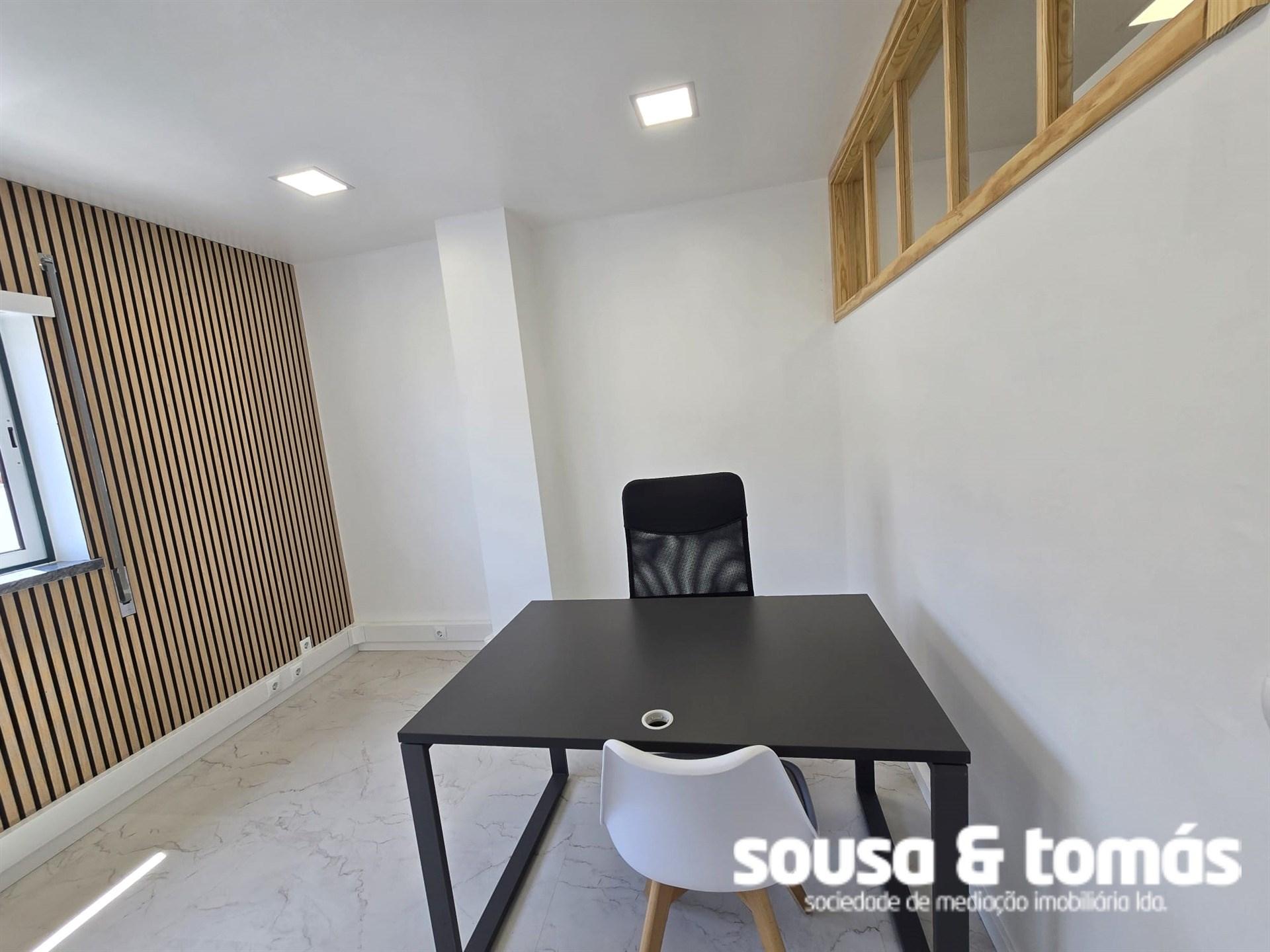 Escritório  Arrendamento em Marrazes e Barosa,Leiria