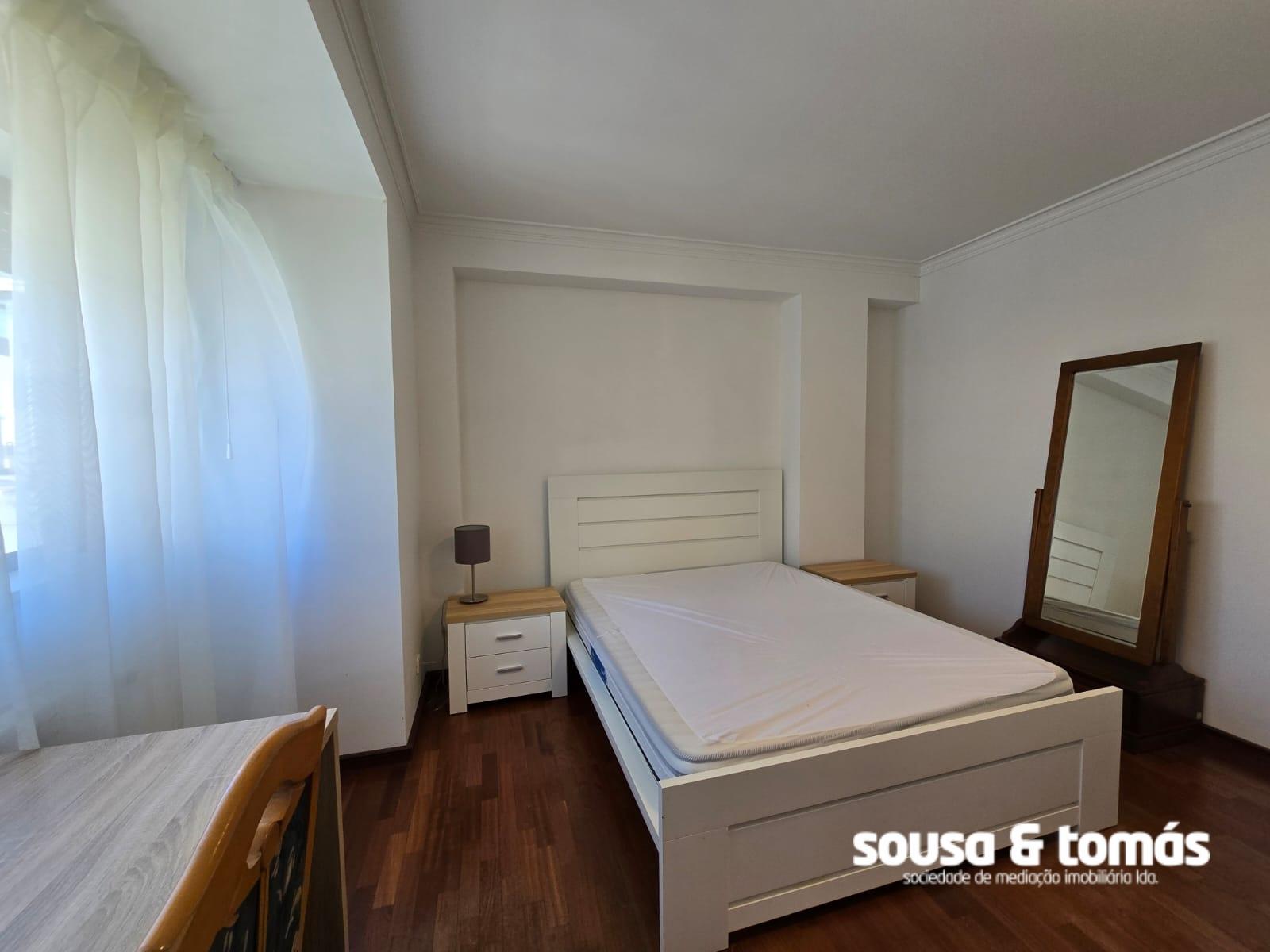 Quarto  Arrendamento em Leiria, Pousos, Barreira e Cortes,Leiria