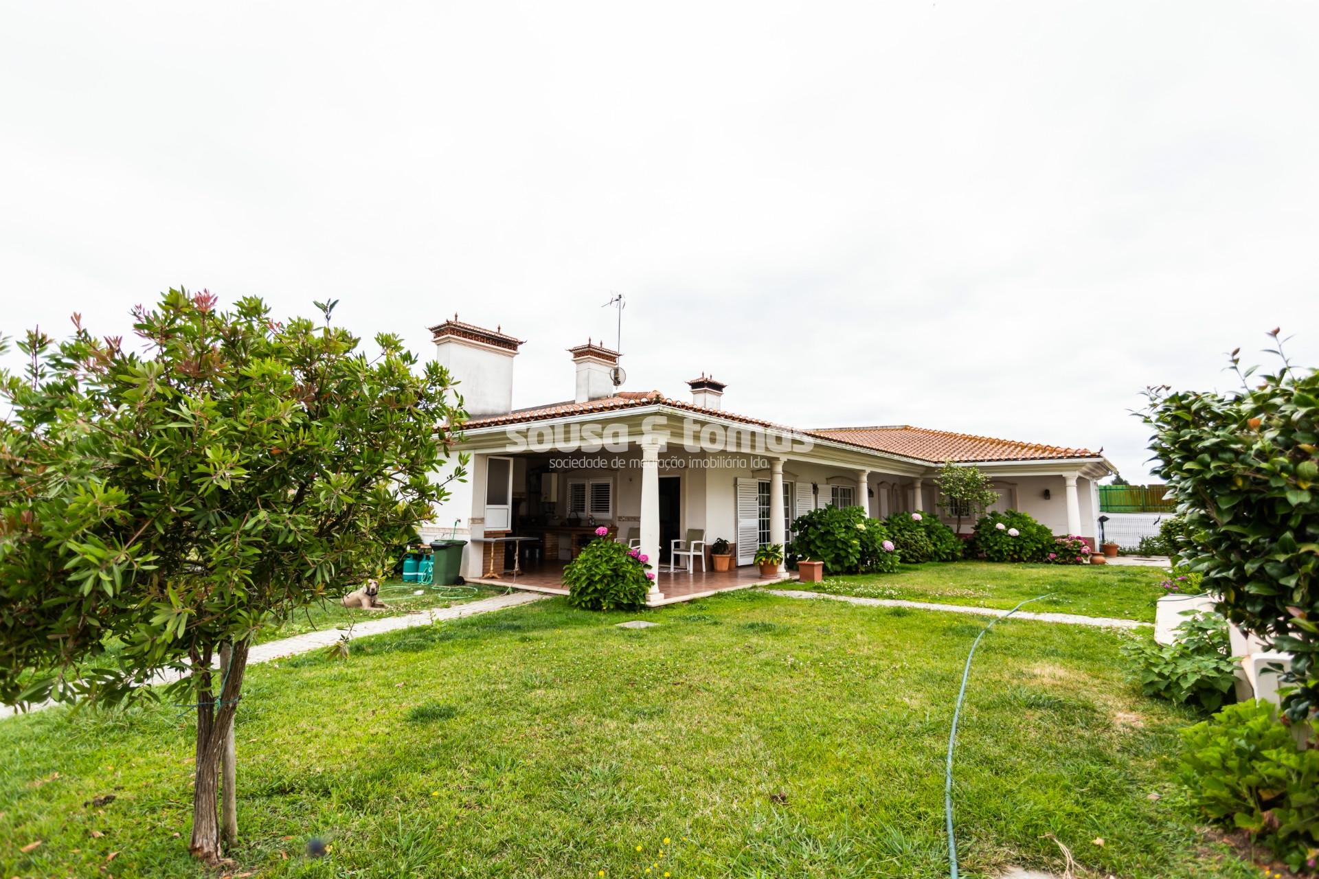 Moradia T4 Venda em Regueira de Pontes,Leiria
