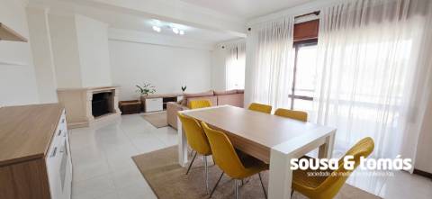 Apartamento T3 Arrendamento em Leiria, Pousos, Barreira e Cortes,Leiria