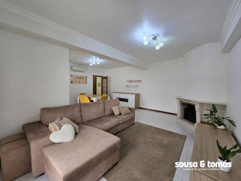 Apartamento T3 Arrendamento em Leiria, Pousos, Barreira e Cortes,Leiria