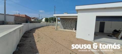 Moradia T3 Venda em Souto da Carpalhosa e Ortigosa,Leiria