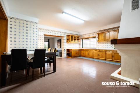 Moradia >=T10 Arrendamento em Marrazes e Barosa,Leiria