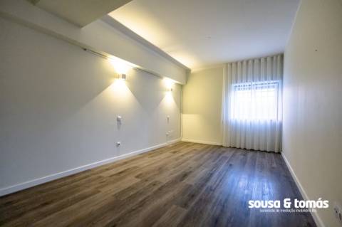 Moradia >=T10 Arrendamento em Marrazes e Barosa,Leiria
