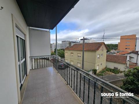 Apartamento T2 Arrendamento em Marrazes e Barosa,Leiria