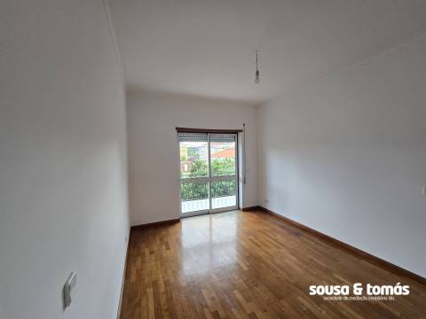 Apartamento T2 Arrendamento em Marrazes e Barosa,Leiria