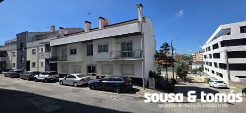 Apartamento T2 Arrendamento em Marrazes e Barosa,Leiria