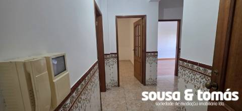 Apartamento T2 Arrendamento em Marrazes e Barosa,Leiria