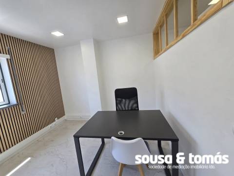 Escritório  Arrendamento em Marrazes e Barosa,Leiria