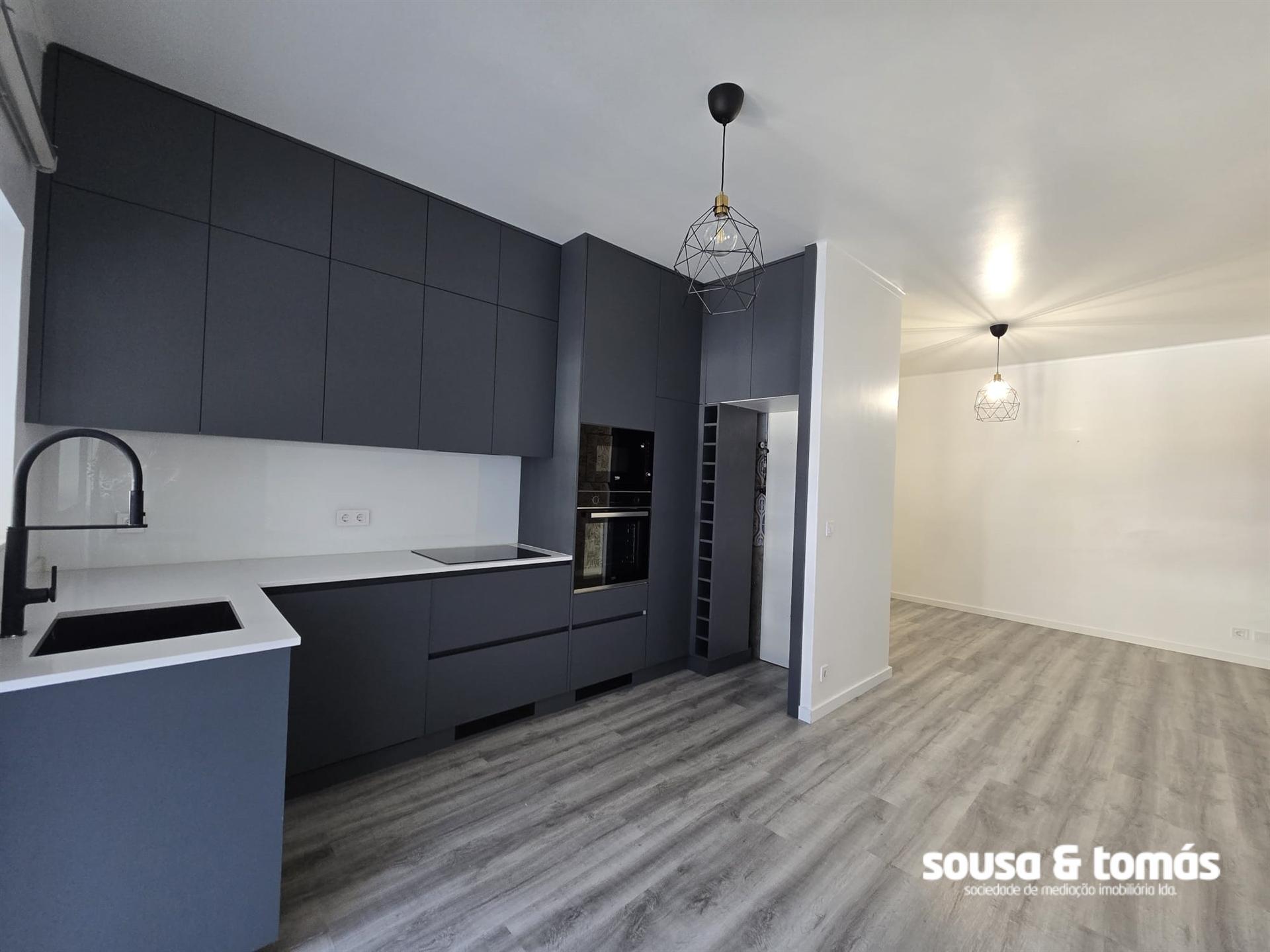 Apartamento T1 Arrendamento em Leiria, Pousos, Barreira e Cortes,Leiria
