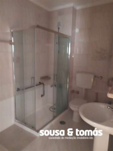 Quarto  Arrendamento em Leiria, Pousos, Barreira e Cortes,Leiria