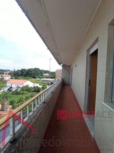 Apartamento T3 Celeirós