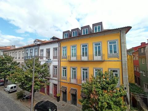 Apartamento T2 mobilado Centro Historico