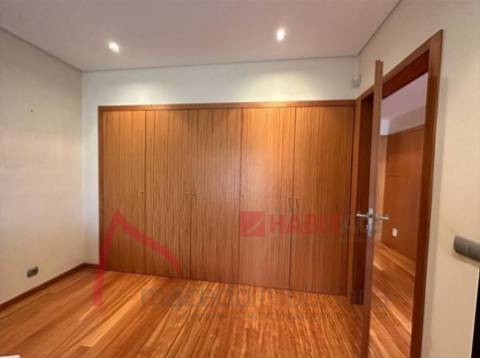 Moradia Individual T3 com piscina em Lomar