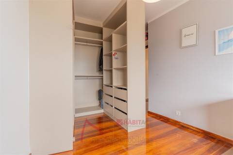 Apartamento T4 Mobilado à Venda em São Vicente, Braga