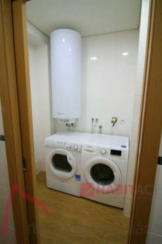 Apartamento T3 Remodelado em São José de São Lázaro - Excelente Oportunidade de Investimento