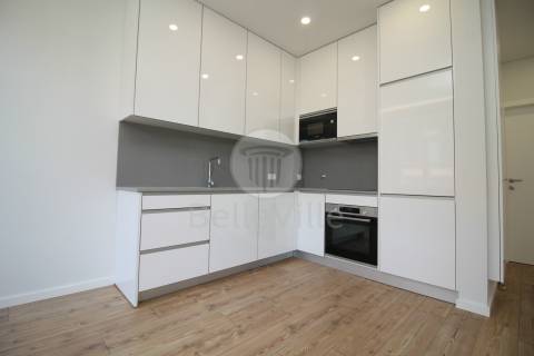 Apartamento T2 Arrendamento em Barcelos, Vila Boa e Vila Frescainha (São Martinho e São Pedro),Barcelos